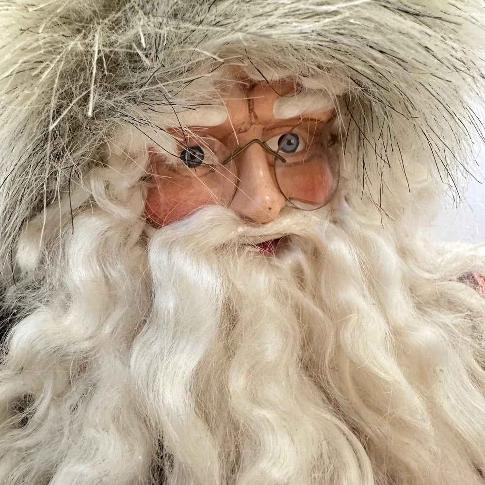 House‎ of Hatten Victorian Crazy Quilt Santa Claus Father Christmas Figurine Tag
